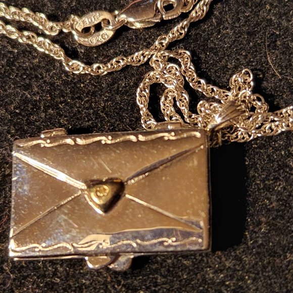 Dear Daughter, Letter Of Love Diamond Hearts Locket Pendant